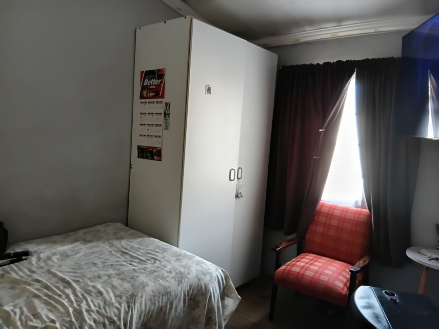 2 Bedroom Property for Sale in Forest Village Western Cape